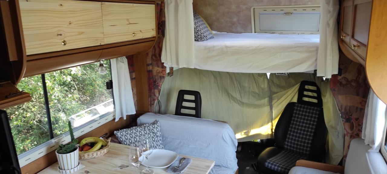 Charmant camping-car à la campagne Labessiere-Candeil Extérieur photo